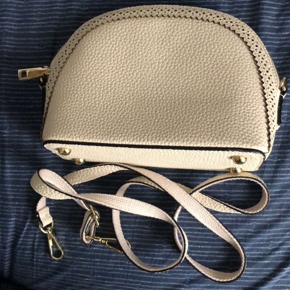 Pretty Persuasions crossbody bag - Picture 9 of 10